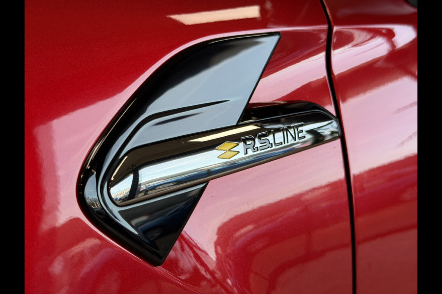 Renault Captur 1.3 TCe 160 R.S. Line | Groot Navi | Pano | Camera | Stoelverwarming | Led | 18" | 100% Dealer onderhouden!