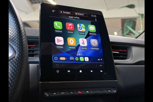 Renault Captur 1.3 TCe 160 R.S. Line | Groot Navi | Pano | Camera | Stoelverwarming | Led | 18" | 100% Dealer onderhouden!