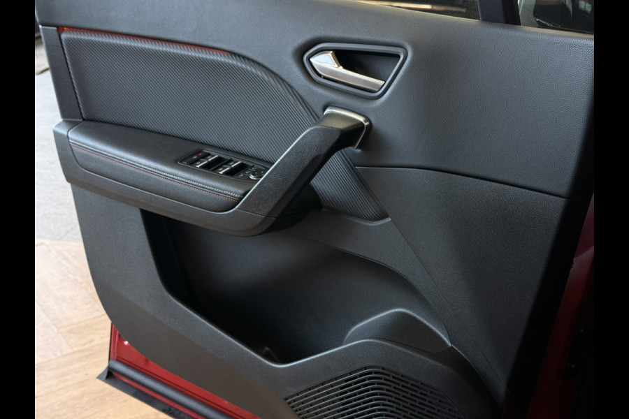 Renault Captur 1.3 TCe 160 R.S. Line | Groot Navi | Pano | Camera | Stoelverwarming | Led | 18" | 100% Dealer onderhouden!