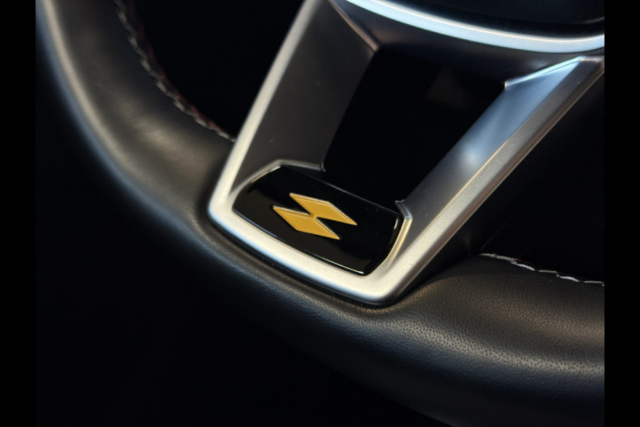 Renault Captur 1.3 TCe 160 R.S. Line | Groot Navi | Pano | Camera | Stoelverwarming | Led | 18" | 100% Dealer onderhouden!