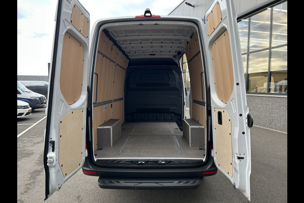 Mercedes-Benz Sprinter 317 CDI L2 H2 MBUX / 360 Camera / Parkeersensoren / Navigatie / Cruise control / Airco / 270 Graden achterdeuren