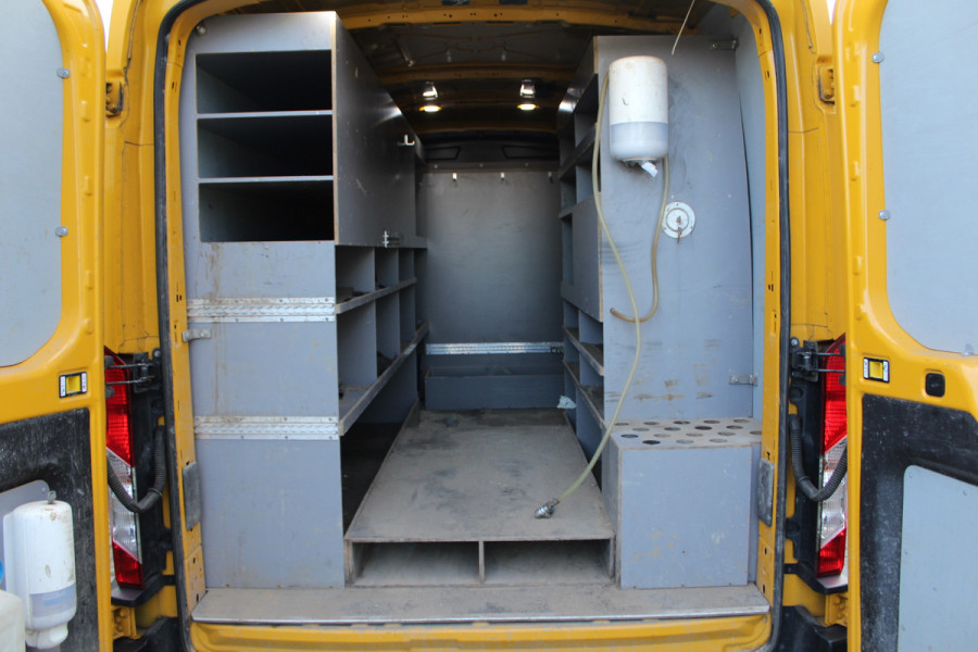 Ford Transit 350 2.0 TDCI 125KW E6 L3H2 Trend RWD -- verstuivers hoorbaar --