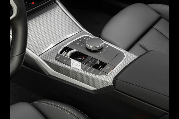 BMW 3-serie 330e M-Sport - LCI 2 - Schuifdak - Trekhaak - Widescreen - Hifi - Camera
