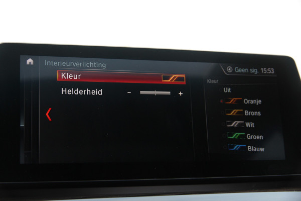 BMW X1 xDrive25e High Executive | Pano | Head-up | Camera | Verwarming