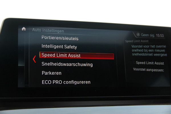 BMW X1 xDrive25e High Executive | Pano | Head-up | Camera | Verwarming