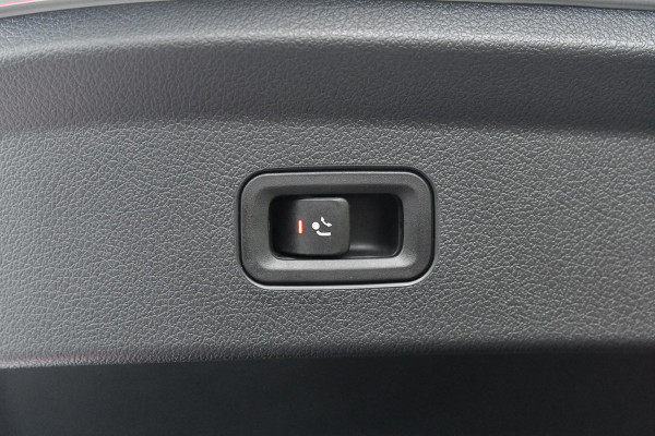 Mercedes-Benz GLE Coupé 400 e 4MATIC AMG. NIEUW! Pano, Massage, Koeling, Distronic Pro, Memory, 360 3D, Burm, Luchtv, Trekh