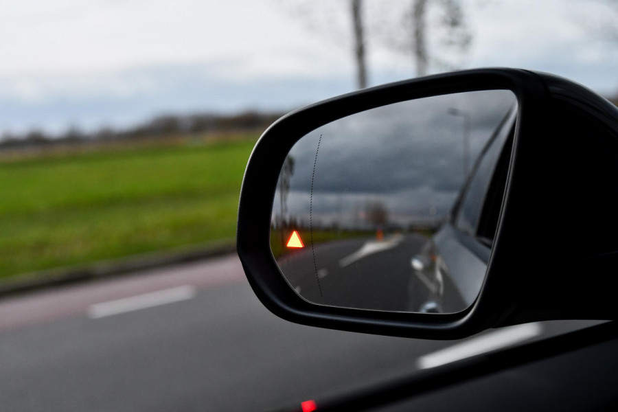 Mercedes-Benz GLE Coupé 400 e 4MATIC AMG. NIEUW! Pano, Massage, Koeling, Distronic Pro, Memory, 360 3D, Burm, Luchtv, Trekh