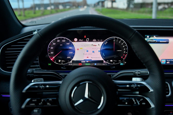 Mercedes-Benz GLE Coupé 400 e 4MATIC AMG. NIEUW! Pano, Massage, Koeling, Distronic Pro, Memory, 360 3D, Burm, Luchtv, Trekh