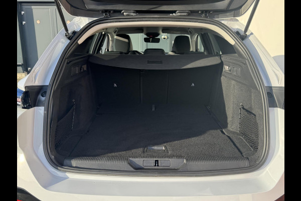 Peugeot 308 SW 1.2 PT 130 EAT8 Allure | Afn. trekhaak | 1400kg trekgewicht | Prijs is rijklaar