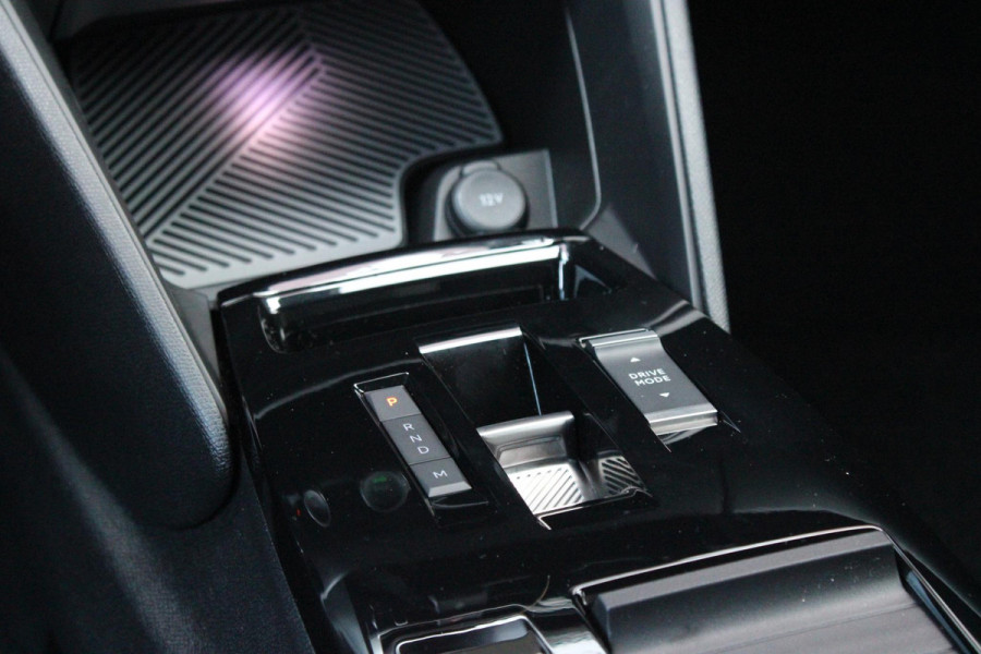 Citroën C4 1.2 Hybrid 145PK MAX | HEAD UP DISPLAY | CAMERA VOOR + ACHTER | NAVIGATIE | DRAADLOZE TELEFOONLADER | FULL LED KOPLAMPEN | DRAADLOZE APPLE CARPLAY/ANDROID AUTO | STOEL/STUUR/VOORRUIT VERWARMING | 18" LICHTMETALEN VELGEN | ADAPTIVE CRUISE CONTROL | CLIMATE CONTROL | LEDEREN BEKLEDING | DAB+ RADIO | KEYLESS ENTRY/START |