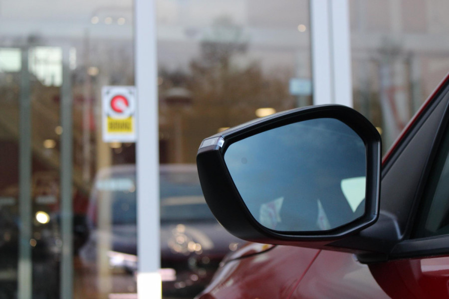 Citroën C4 1.2 Hybrid 145PK MAX | HEAD UP DISPLAY | CAMERA VOOR + ACHTER | NAVIGATIE | DRAADLOZE TELEFOONLADER | FULL LED KOPLAMPEN | DRAADLOZE APPLE CARPLAY/ANDROID AUTO | STOEL/STUUR/VOORRUIT VERWARMING | 18" LICHTMETALEN VELGEN | ADAPTIVE CRUISE CONTROL | CLIMATE CONTROL | LEDEREN BEKLEDING | DAB+ RADIO | KEYLESS ENTRY/START |