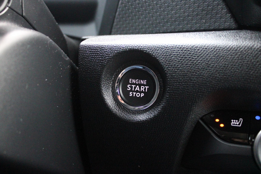 Citroën C4 1.2 Hybrid 145PK MAX | HEAD UP DISPLAY | CAMERA VOOR + ACHTER | NAVIGATIE | DRAADLOZE TELEFOONLADER | FULL LED KOPLAMPEN | DRAADLOZE APPLE CARPLAY/ANDROID AUTO | STOEL/STUUR/VOORRUIT VERWARMING | 18" LICHTMETALEN VELGEN | ADAPTIVE CRUISE CONTROL | CLIMATE CONTROL | LEDEREN BEKLEDING | DAB+ RADIO | KEYLESS ENTRY/START |