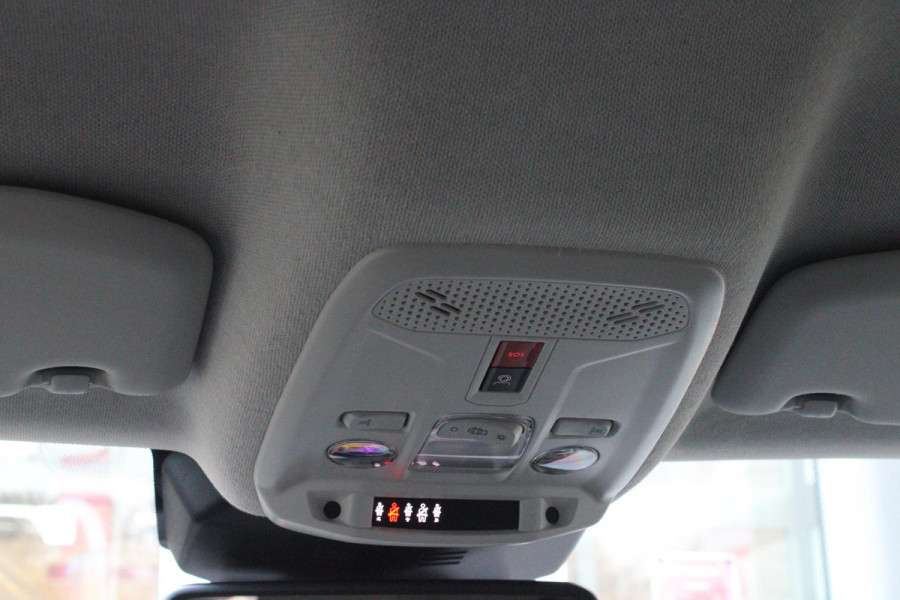 Citroën C4 1.2 Hybrid 145PK MAX | HEAD UP DISPLAY | CAMERA VOOR + ACHTER | NAVIGATIE | DRAADLOZE TELEFOONLADER | FULL LED KOPLAMPEN | DRAADLOZE APPLE CARPLAY/ANDROID AUTO | STOEL/STUUR/VOORRUIT VERWARMING | 18" LICHTMETALEN VELGEN | ADAPTIVE CRUISE CONTROL | CLIMATE CONTROL | LEDEREN BEKLEDING | DAB+ RADIO | KEYLESS ENTRY/START |