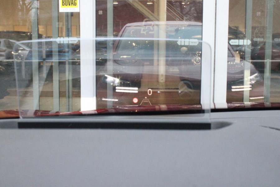 Citroën C4 1.2 Hybrid 145PK MAX | HEAD UP DISPLAY | CAMERA VOOR + ACHTER | NAVIGATIE | DRAADLOZE TELEFOONLADER | FULL LED KOPLAMPEN | DRAADLOZE APPLE CARPLAY/ANDROID AUTO | STOEL/STUUR/VOORRUIT VERWARMING | 18" LICHTMETALEN VELGEN | ADAPTIVE CRUISE CONTROL | CLIMATE CONTROL | LEDEREN BEKLEDING | DAB+ RADIO | KEYLESS ENTRY/START |