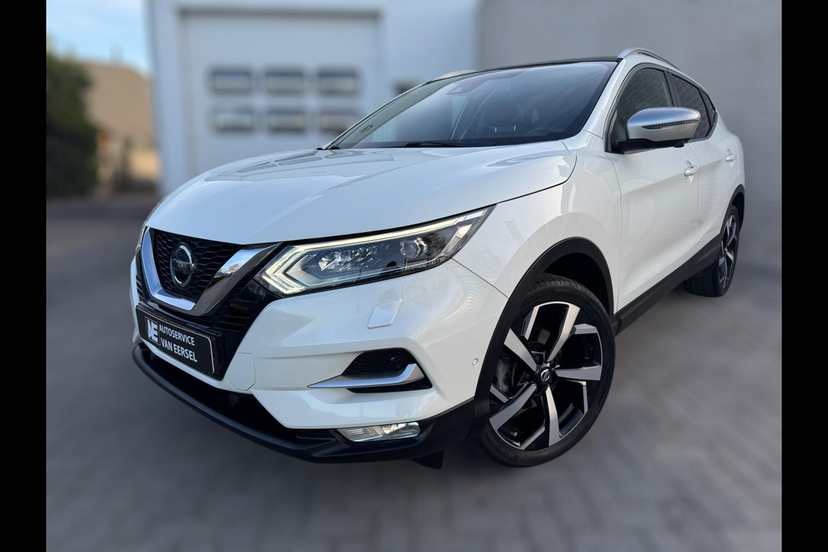 Nissan QASHQAI 1.3 DIG-T Tekna + TREKHAAK AFN. / 360 CAMERA / ST. VERWARMING / PANORAMADAK / NAVIGATIE / CARPLAY / CRUISE / PARELM