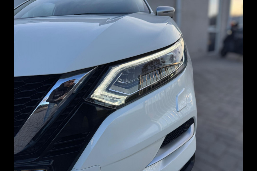 Nissan QASHQAI 1.3 DIG-T Tekna + TREKHAAK AFN. / 360 CAMERA / ST. VERWARMING / PANORAMADAK / NAVIGATIE / CARPLAY / CRUISE / PARELM