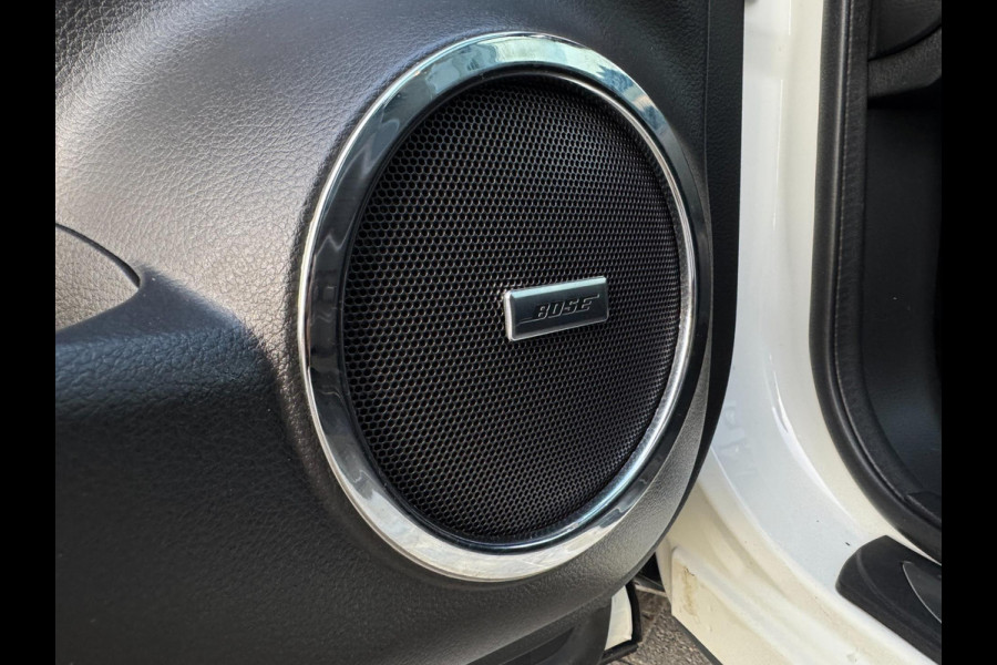 Nissan QASHQAI 1.3 DIG-T Tekna + TREKHAAK AFN. / 360 CAMERA / ST. VERWARMING / PANORAMADAK / NAVIGATIE / CARPLAY / CRUISE / PARELM