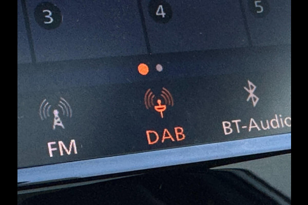 Nissan QASHQAI 1.3 DIG-T Tekna + TREKHAAK AFN. / 360 CAMERA / ST. VERWARMING / PANORAMADAK / NAVIGATIE / CARPLAY / CRUISE / PARELM