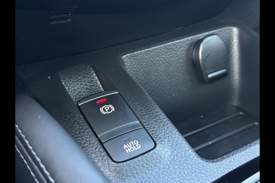 Nissan QASHQAI 1.3 DIG-T Tekna + TREKHAAK AFN. / 360 CAMERA / ST. VERWARMING / PANORAMADAK / NAVIGATIE / CARPLAY / CRUISE / PARELM