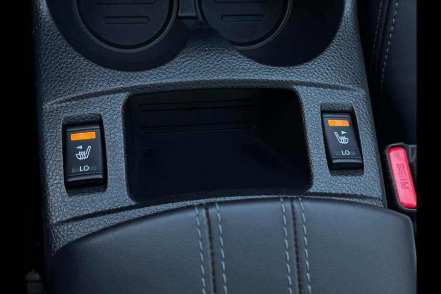 Nissan QASHQAI 1.3 DIG-T Tekna + TREKHAAK AFN. / 360 CAMERA / ST. VERWARMING / PANORAMADAK / NAVIGATIE / CARPLAY / CRUISE / PARELM
