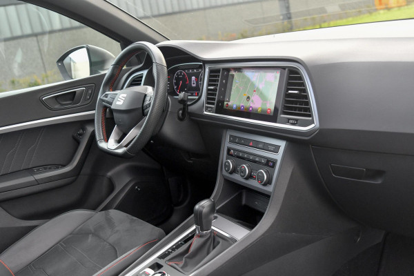 Seat Ateca 1.5 TSI FR Business Intense. Pano, ACC, Beats, Sfeer, Keyless, Camera, Stuurvw, 19'', CarPlay!