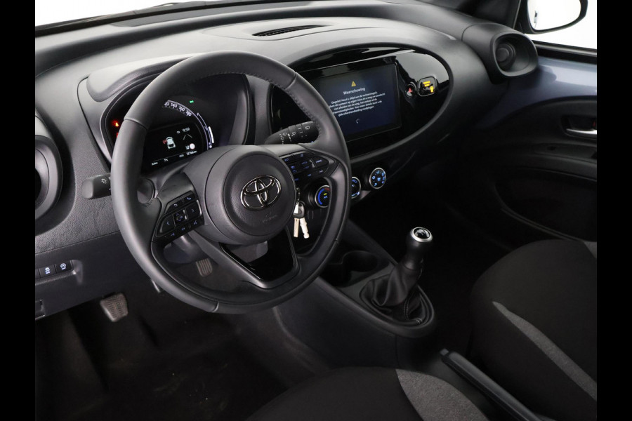Toyota Aygo X 1.0 VVT-i MT Play | Apple Carplay & Android Auto | Adaptive Cruise Control | Cruise control | Privacy Glass