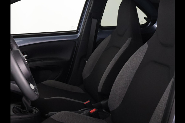 Toyota Aygo X 1.0 VVT-i MT Play | Apple Carplay & Android Auto | Adaptive Cruise Control | Cruise control | Privacy Glass