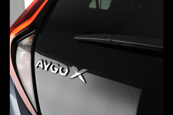 Toyota Aygo X 1.0 VVT-i MT Play | Apple Carplay & Android Auto | Adaptive Cruise Control | Cruise control | Privacy Glass