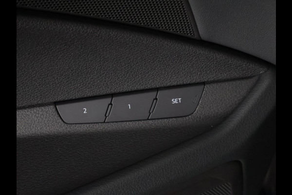 Audi e-tron Sportback 55 Quattro Business Edition Sport 95 kWh 408 PK | Schuif-/Kanteldak | Navigatie |