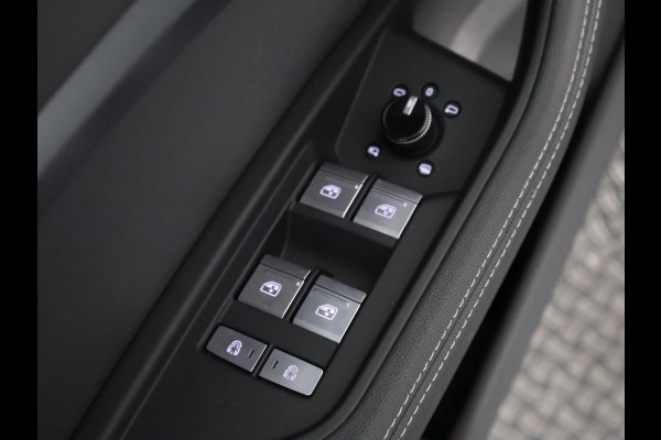 Audi e-tron Sportback 55 Quattro Business Edition Sport 95 kWh 408 PK | Schuif-/Kanteldak | Navigatie |