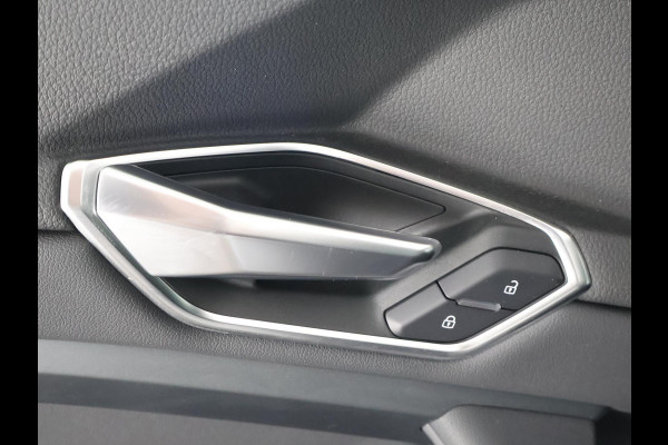 Audi e-tron Sportback 55 Quattro Business Edition Sport 95 kWh 408 PK | Schuif-/Kanteldak | Navigatie |