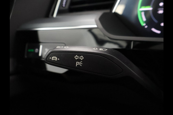Audi e-tron Sportback 55 Quattro Business Edition Sport 95 kWh 408 PK | Schuif-/Kanteldak | Navigatie |