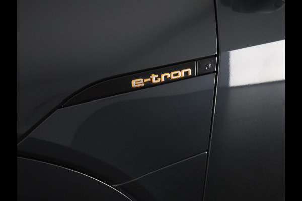 Audi e-tron Sportback 55 Quattro Business Edition Sport 95 kWh 408 PK | Schuif-/Kanteldak | Navigatie |