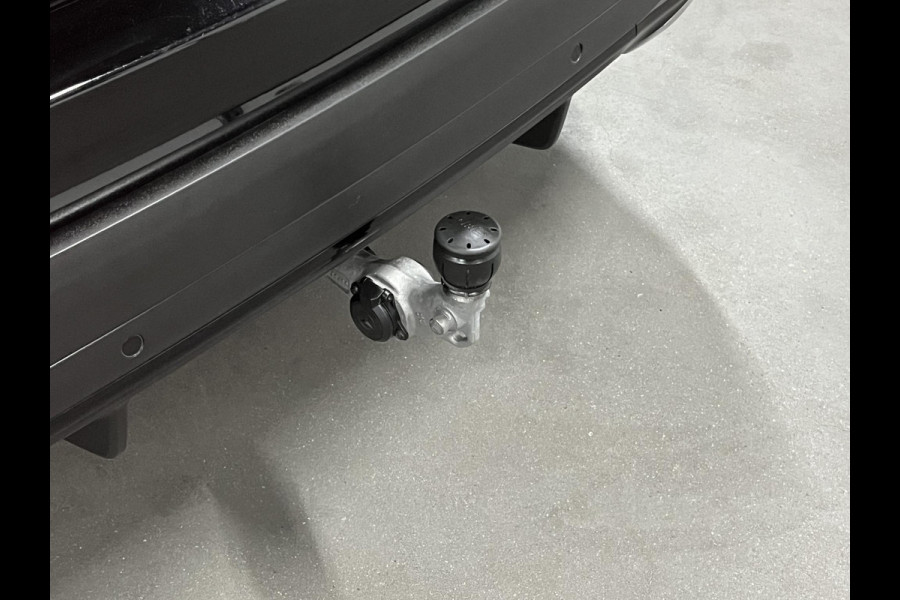 Mercedes-Benz GLC 300e 4MATIC Trekhaak | Adaptive Cruise control | Open dak | Memory seats | Ambiente verlichting | Stoelverwarming