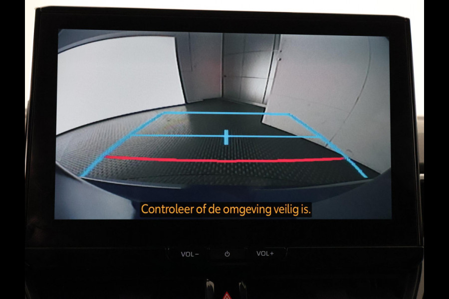 Toyota Corolla High Power Hybrid 200 Dynamic | Dodehoek detectie | Stuur-/Stoelverwarming | Parkeersensoren | Apple Carplay & AndroidAUTO