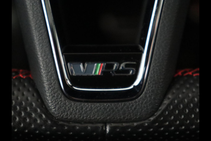 Škoda Octavia 2.0 TSI RS 245 Business | Panoramadak | Stoelverwarming | Adaptive cruise | Camera | Carplay | Achterbankverwarming | Full LED | Keyless | Navigatie