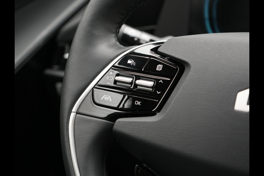 Kia Niro 1.6 GDi DynamicLine Plug In Hybrid 182pk Dealer O.H. PHEV | Trekhaak Afn. | Camera | Stoelen & Stuur Verwarmd | Pilot Assist | Apple Carplay | Cruise Control |  Virtual | DAB |