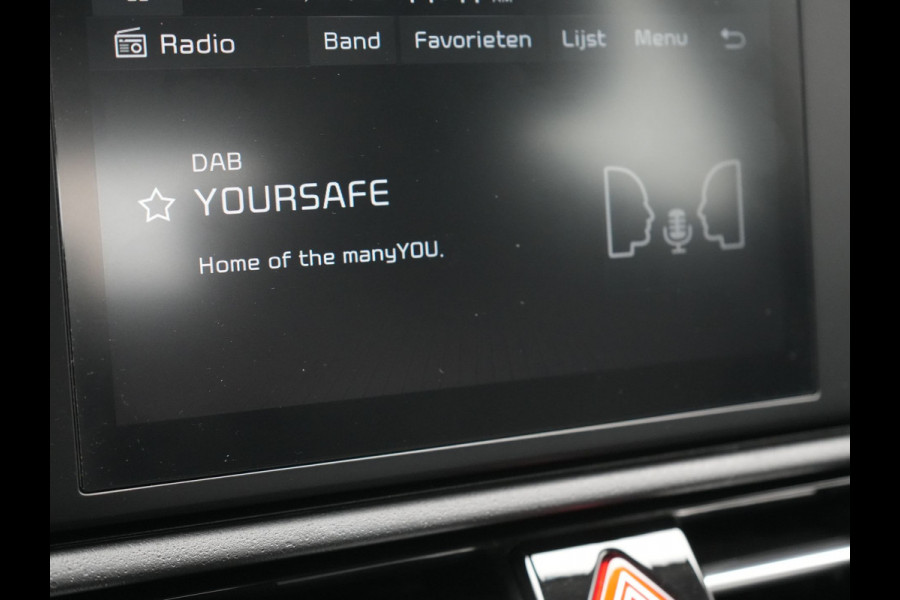 Kia Niro 1.6 GDi DynamicLine Plug In Hybrid 182pk Dealer O.H. PHEV | Trekhaak Afn. | Camera | Stoelen & Stuur Verwarmd | Pilot Assist | Apple Carplay | Cruise Control |  Virtual | DAB |