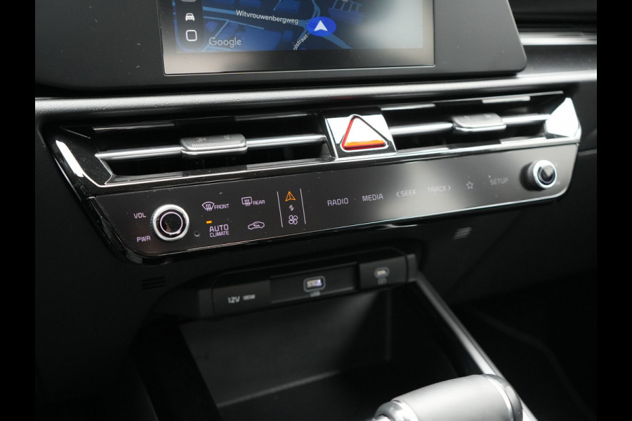 Kia Niro 1.6 GDi DynamicLine Plug In Hybrid 182pk Dealer O.H. PHEV | Trekhaak Afn. | Camera | Stoelen & Stuur Verwarmd | Pilot Assist | Apple Carplay | Cruise Control |  Virtual | DAB |