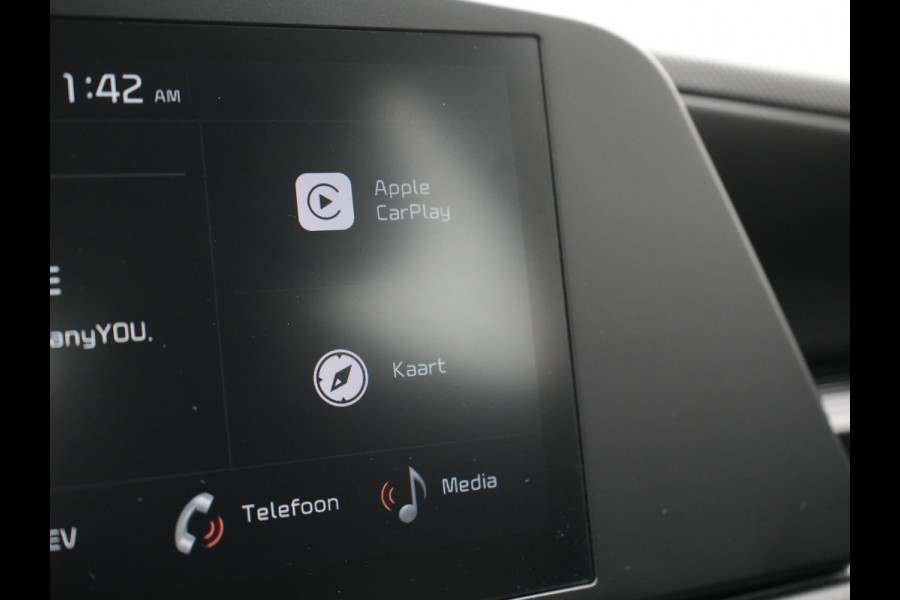 Kia Niro 1.6 GDi DynamicLine Plug In Hybrid 182pk Dealer O.H. PHEV | Trekhaak Afn. | Camera | Stoelen & Stuur Verwarmd | Pilot Assist | Apple Carplay | Cruise Control |  Virtual | DAB |