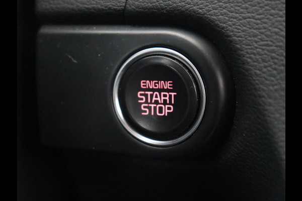 Kia Ceed 1.5 T-GDi GT-Line | Trekhaak | Stoel & stuurverwarming | Leder/Alcantara | Camera | Adaptive cruise | Park Assist | Climate control | Full LED | Carplay | Navigatie | Sportstoelen