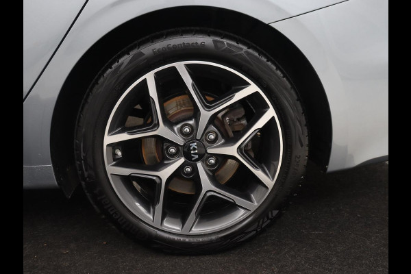 Kia Ceed 1.5 T-GDi GT-Line | Trekhaak | Stoel & stuurverwarming | Leder/Alcantara | Camera | Adaptive cruise | Park Assist | Climate control | Full LED | Carplay | Navigatie | Sportstoelen
