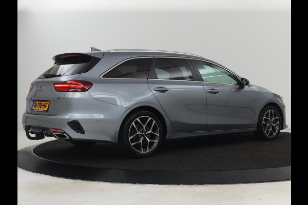 Kia Ceed 1.5 T-GDi GT-Line | Trekhaak | Stoel & stuurverwarming | Leder/Alcantara | Camera | Adaptive cruise | Park Assist | Climate control | Full LED | Carplay | Navigatie | Sportstoelen
