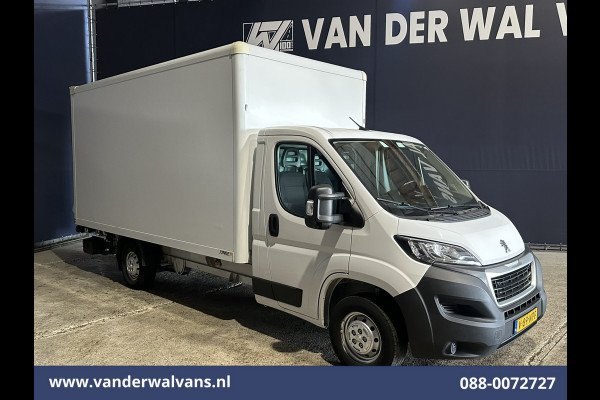 Peugeot Boxer 2.2 BlueHDi 141pk Bakwagen Laadklep Euro6 Airco | Cruisecontrol | 955kg laadvermogen Bijrijdersbank