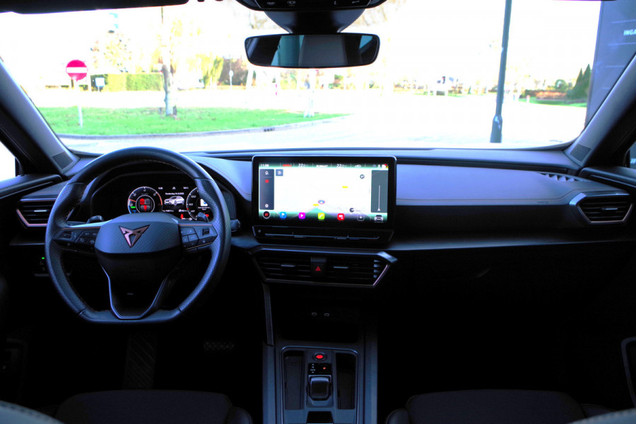 CUPRA Formentor 1.4 e-Hybrid 204 PK Adrenaline, Panoramadak, 360 Camera, Carplay