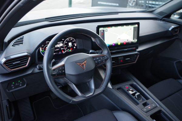 CUPRA Formentor 1.4 e-Hybrid 204 PK Adrenaline, Panoramadak, 360 Camera, Carplay