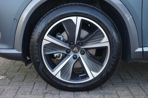 CUPRA Formentor 1.4 e-Hybrid 204 PK Adrenaline, Panoramadak, 360 Camera, Carplay