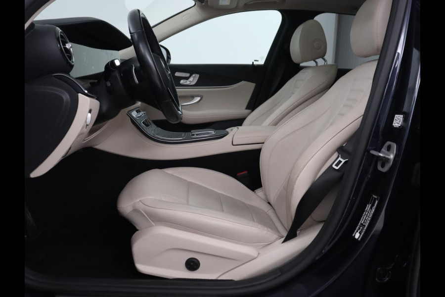 Mercedes-Benz E-Klasse 300e Luxury | Panoramadak | Adaptive cruise | Leder | 360 Camera | Trekhaak | Stoelverwarming | Matrix LED | Burmester Surround | Memorypakket | Carplay | Widescreen | PHEV | Plug In