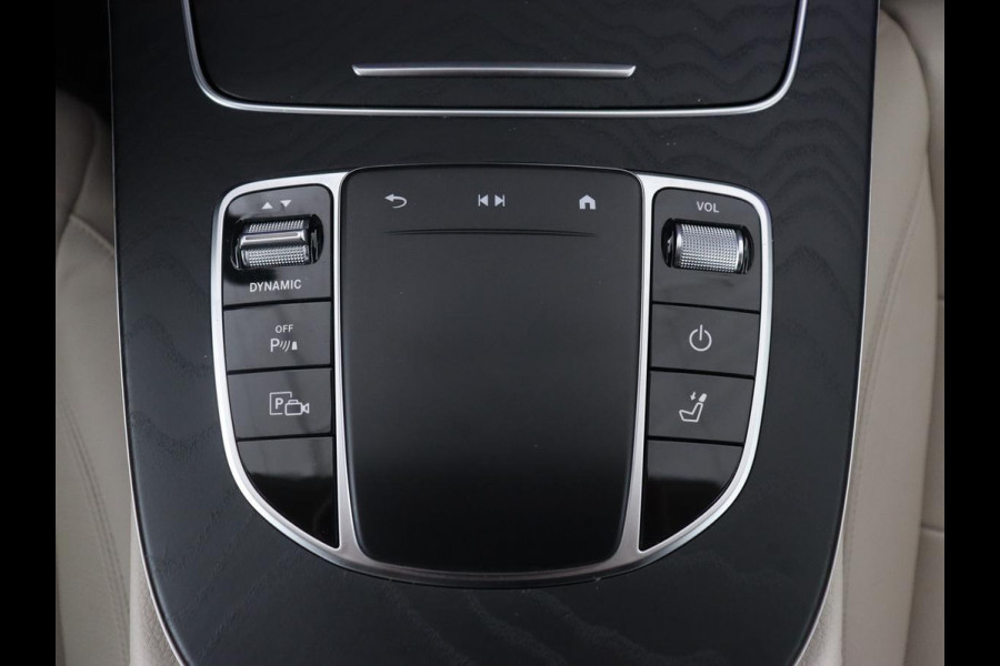Mercedes-Benz E-Klasse 300e Luxury | Panoramadak | Adaptive cruise | Leder | 360 Camera | Trekhaak | Stoelverwarming | Matrix LED | Burmester Surround | Memorypakket | Carplay | Widescreen | PHEV | Plug In