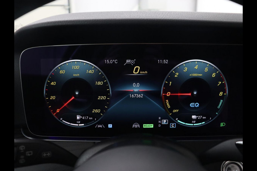 Mercedes-Benz E-Klasse 300e Luxury | Panoramadak | Adaptive cruise | Leder | 360 Camera | Trekhaak | Stoelverwarming | Matrix LED | Burmester Surround | Memorypakket | Carplay | Widescreen | PHEV | Plug In
